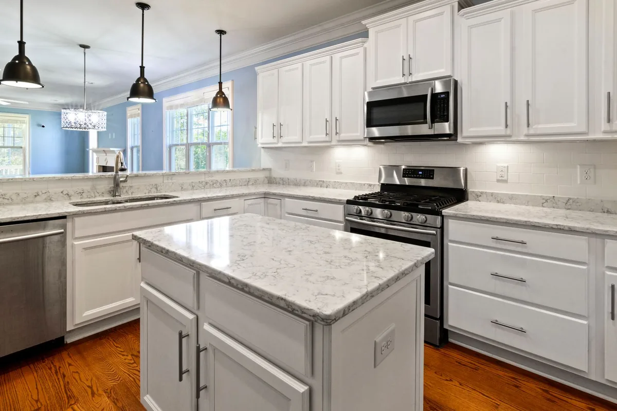 Filth & Squalor Cleanup in Bingham Farms, MI